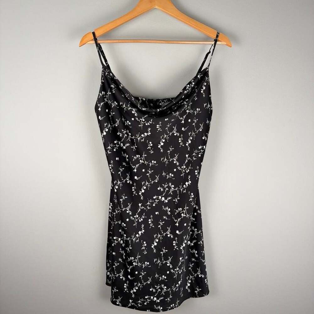 Urban Outfitters Black and White Floral Mini Slip Dress Y2K 90s Size L